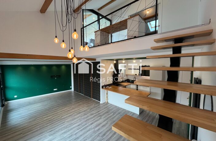LOFT D'EXCEPTION EN DERNIER ÉTAGE AVEC TERRASSE TROPÉZIENNE — photo 2