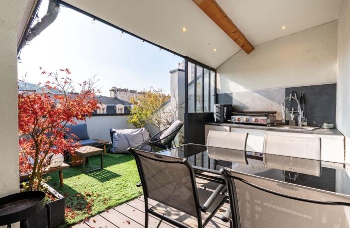LOFT D'EXCEPTION EN DERNIER ÉTAGE AVEC TERRASSE TROPÉZIENNE — photo 4