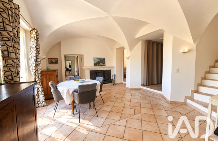 Vente Maison/villa 7 pièces — photo 2
