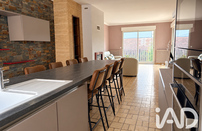 Vente Maison de ville 8 pièces — photo 2