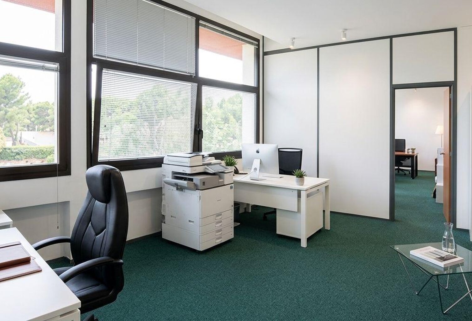 Location Bureaux 65 m&sup2; — photo 1