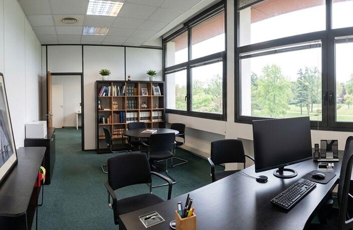 Location Bureaux 65 m&sup2; — photo 2