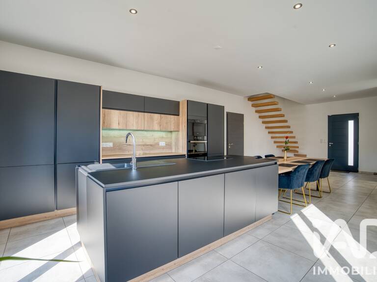Vente Maison/villa 4 pièces — photo 1