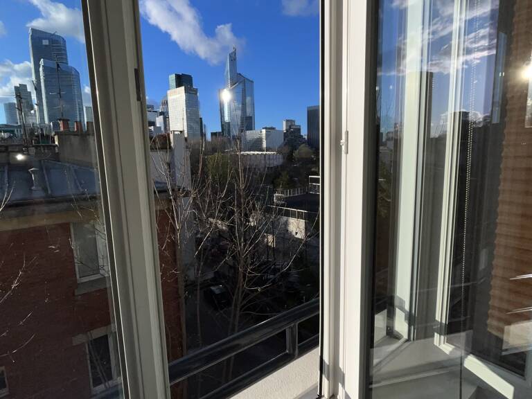 Neuilly Saint-James - appartement baigné de lumière, vue dégagée — photo 1