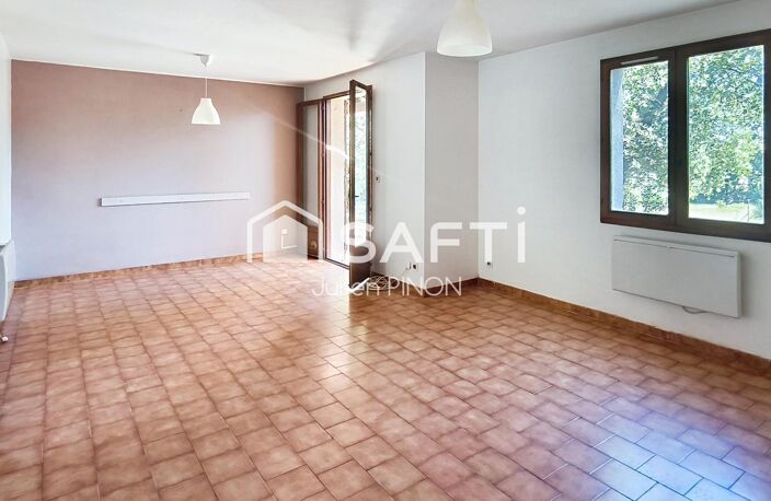 Maison de plain-pied  Saint-Saturnin-lès-Apt (84) — photo 3