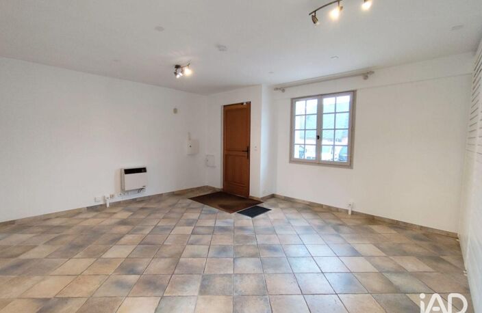 Location Local d'activités 35 m&sup2; — photo 2