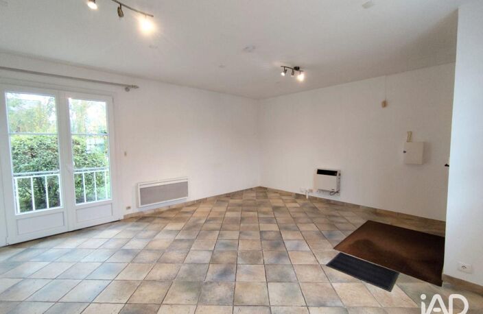Location Local d'activités 35 m&sup2; — photo 3