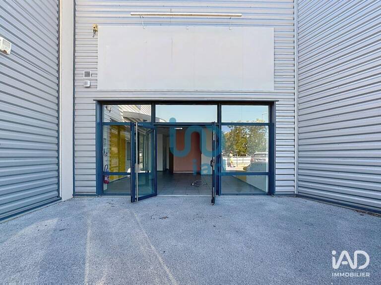 Location Boutique/Local commercial 60 m&sup2; — photo 1