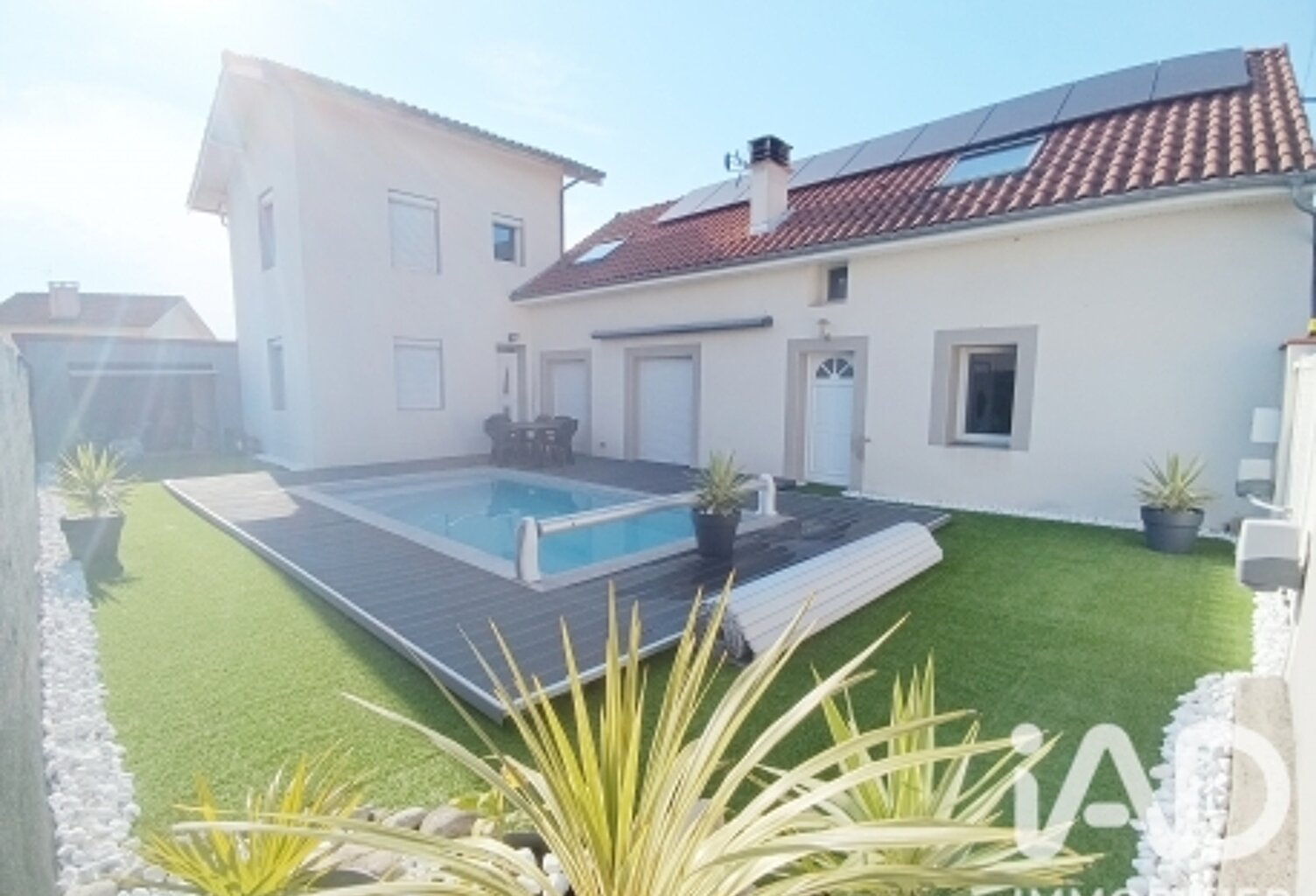 Location Maison d'architecte 9 pièces — photo 1