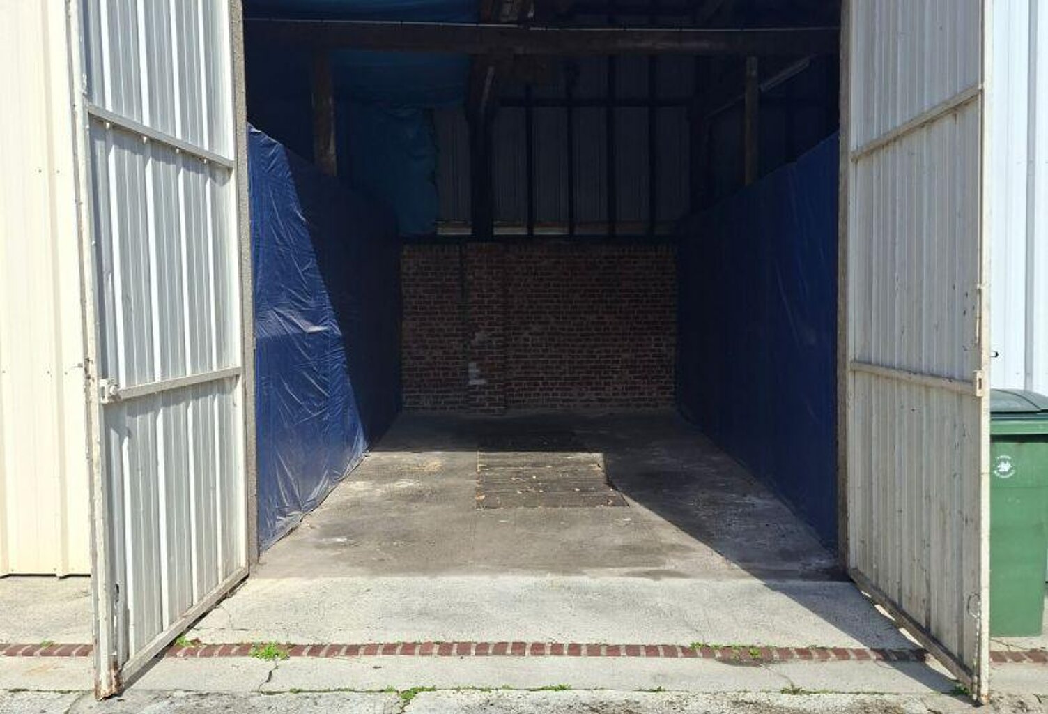 Location Parking 25 m&sup2; — photo 1
