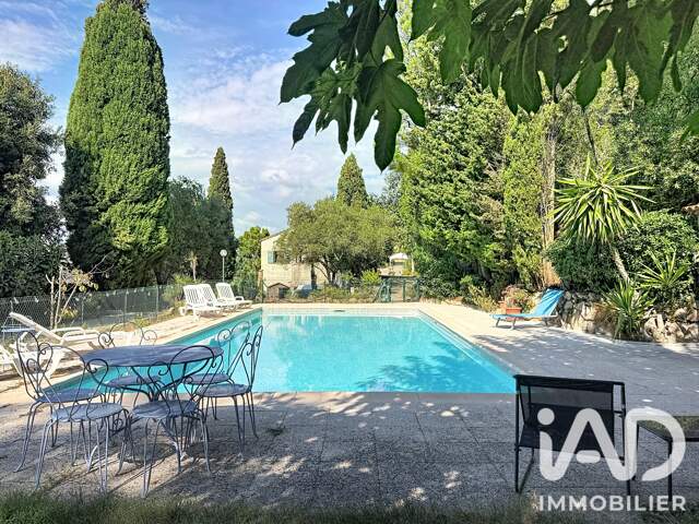 Vente Maison/villa 9 pièces — photo du bien