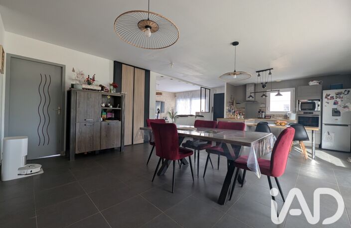 Vente Maison/villa 5 pièces — photo 2