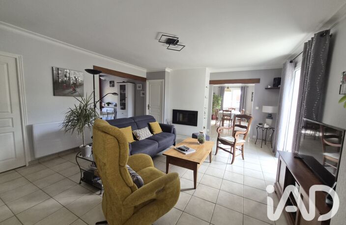 Vente Maison traditionnelle 6 pièces — photo 2