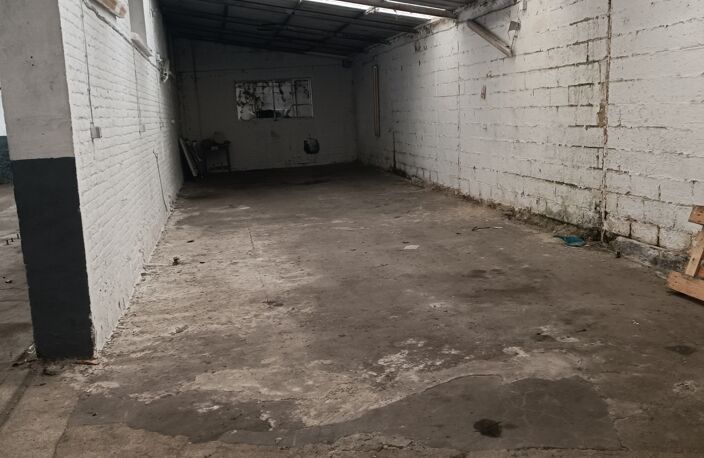 Vente Immeuble 320 m&sup2; — photo 3