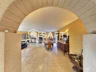 Laissez-vous séduire par cette villa de caractère — photo 2