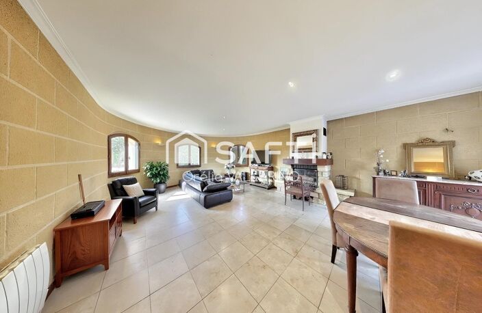 Laissez-vous séduire par cette villa de caractère — photo 3