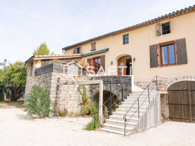 07140 : Ancienne Magnagnerie de 240 m² sur 690m² de terrain — photo 1