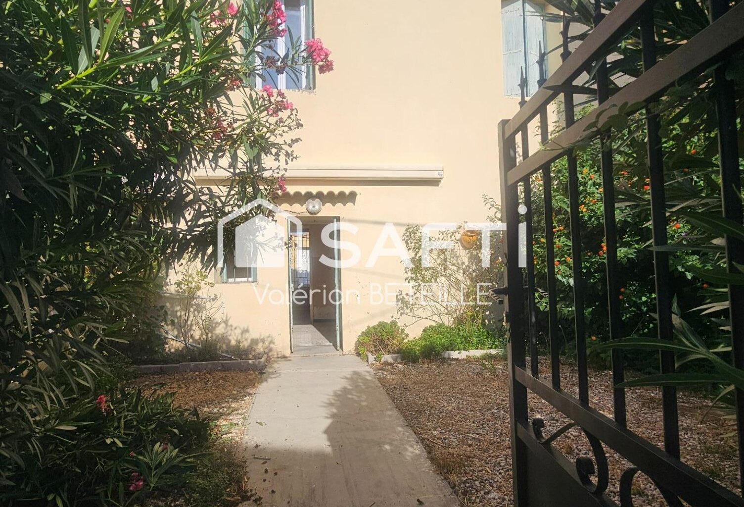 Maison de village 103 m² avec jardin et garage — photo 1