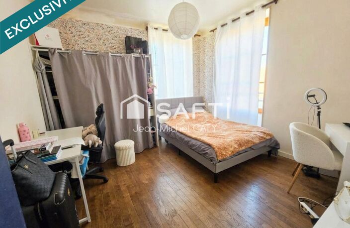 ST ANDELAIN, vente aux enchère d'une maison en peirre de 110 m² — photo 4
