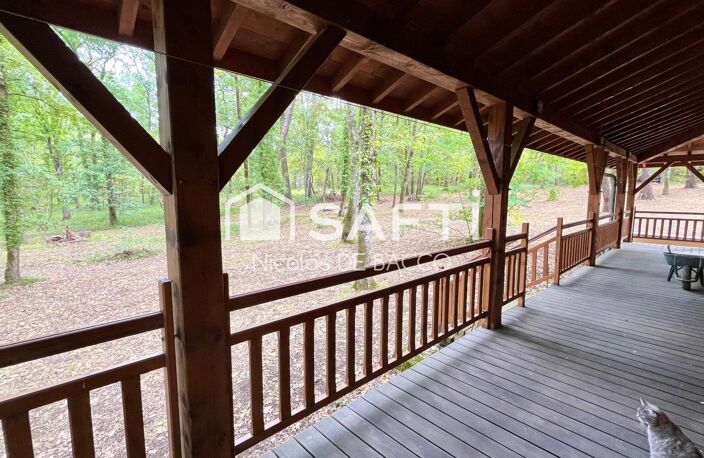 Magnifique maison en bois de 151 m2, en lisiére de forêt. — photo 4