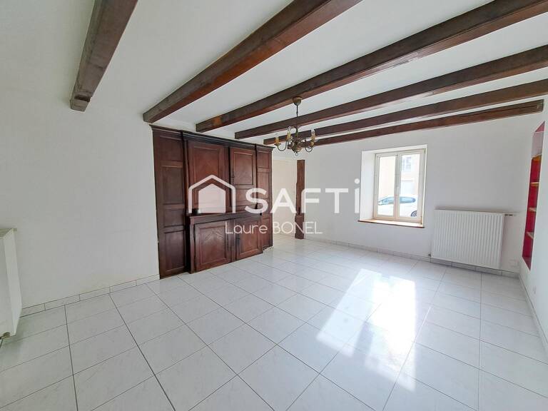 Maison de ville rénovée avec dépendances — photo 1