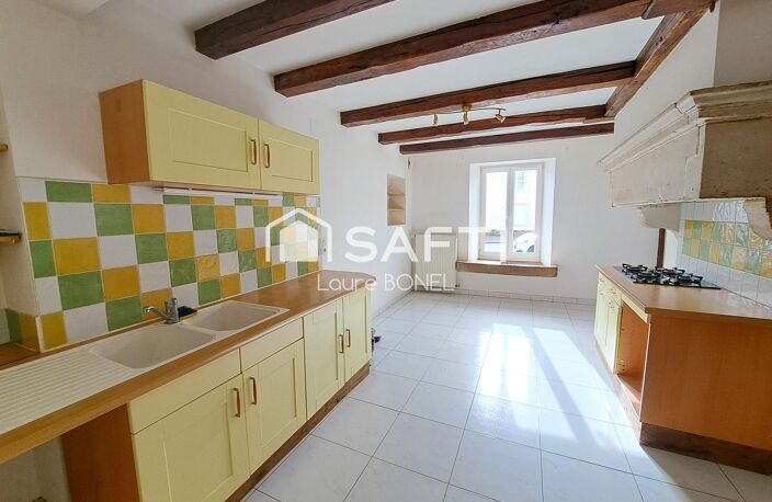 Maison de ville rénovée avec dépendances — photo 2