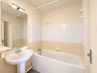 APPARTEMENT 1 PIECE 30m2 - Balcon + parking — photo 3