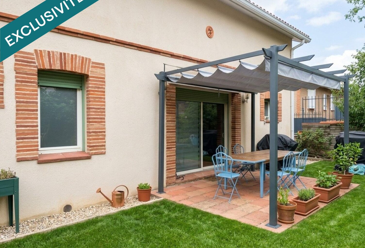 Maison atypique avec jardin — photo 1