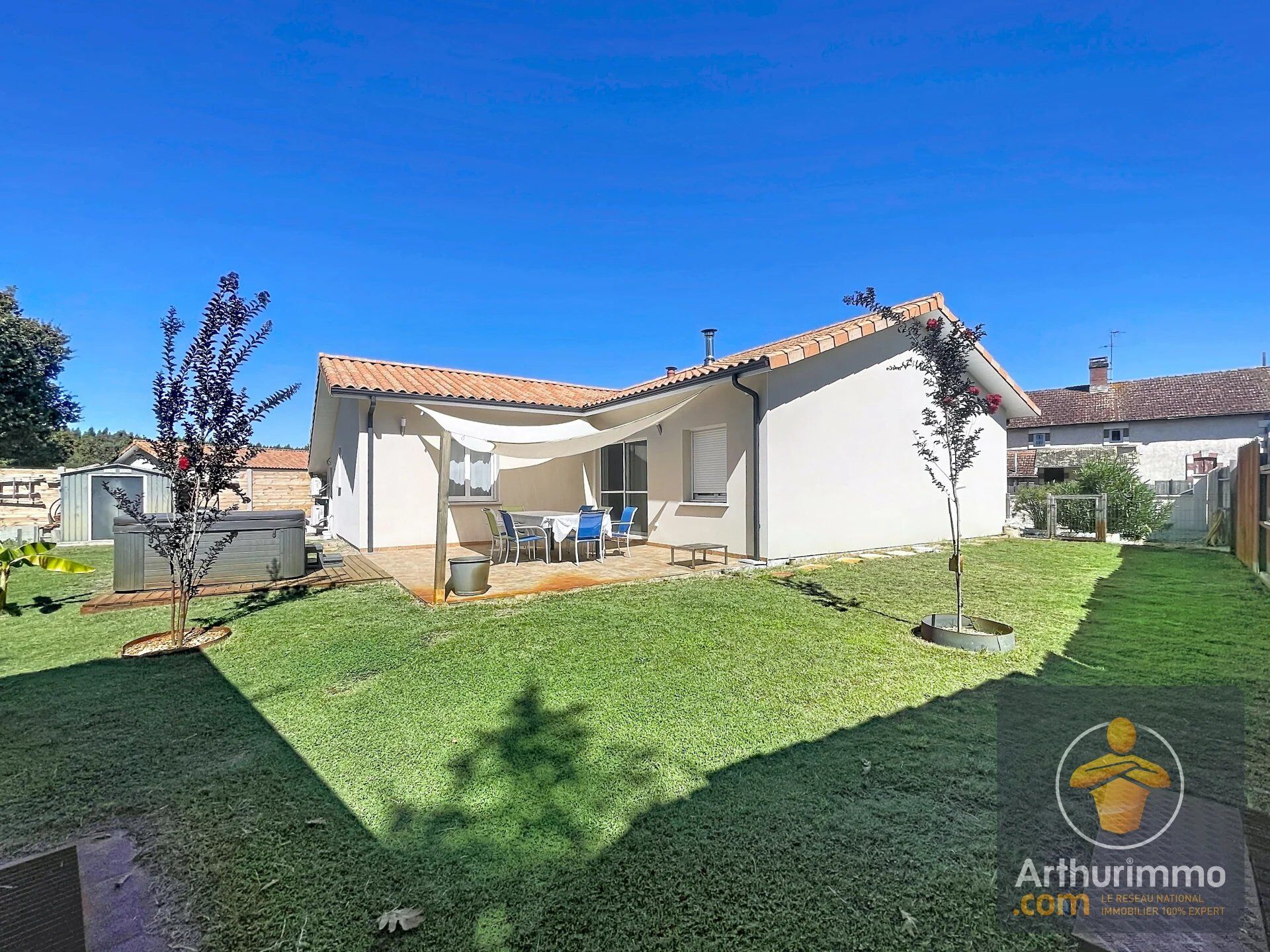 Maison 4 pièces 96 m² · à Saint-Paul-en-Born · 96 m² · 328 000 €