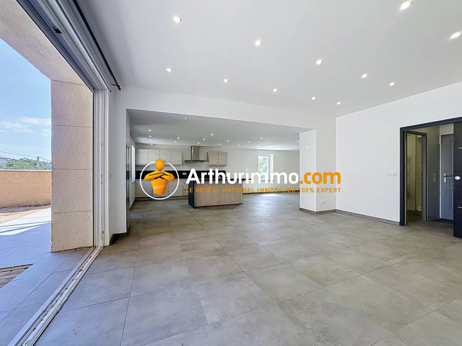 Maison 5 pièces 156 m² · à Bourgoin-Jallieu · 156 m² · 1 690 €/mois