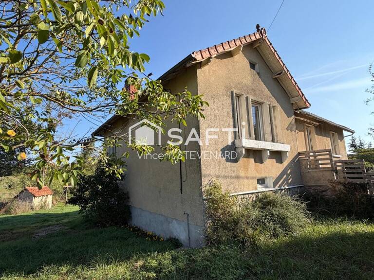 Maison avec sous-sol, dépendances et grand terrain à Luxé — photo 1