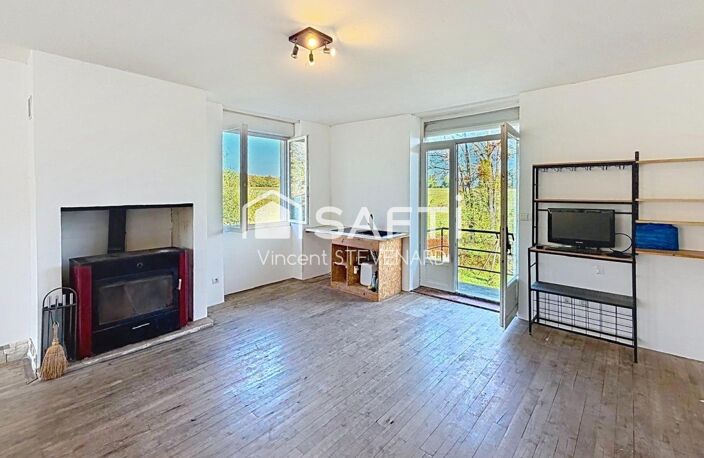 Maison avec sous-sol, dépendances et grand terrain à Luxé — photo 4