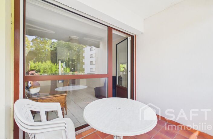 Pessac  Studio 33m² avec balcon, stationnement — photo 5