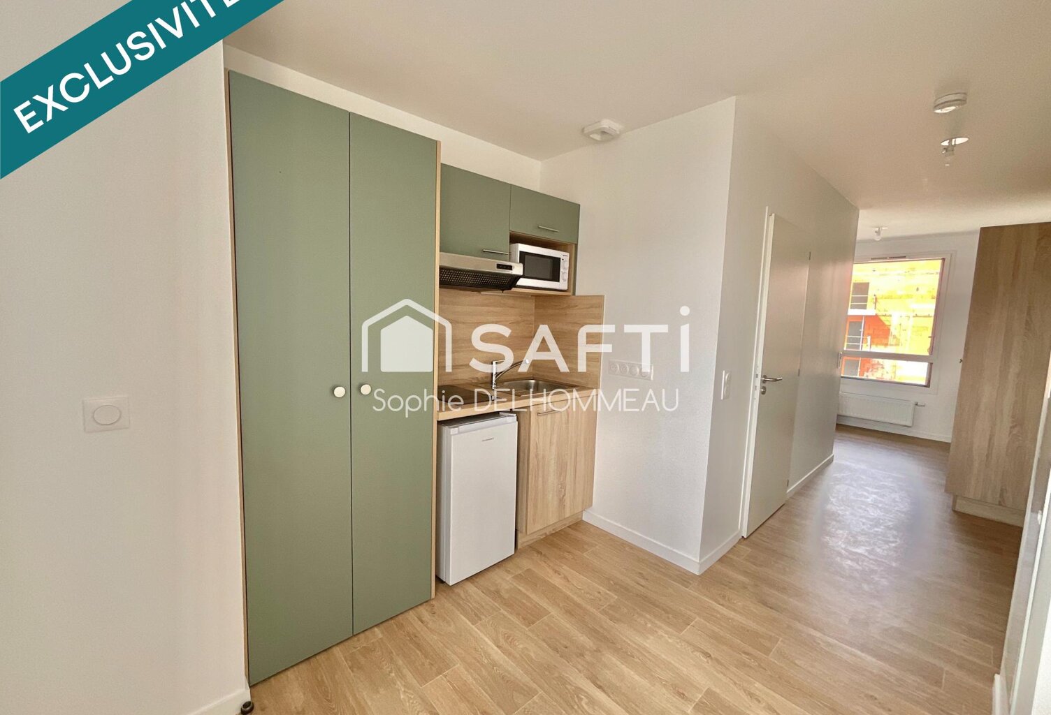 appartement studio neuf avec place parking — photo 1