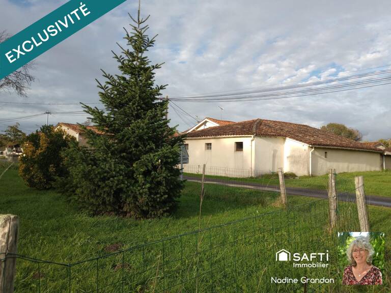 Maison de village avec parcelle de prairie — photo 1