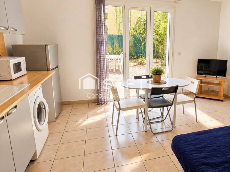 UN APPARTEMENT AVEC SON PROPRE JARDIN — photo 1