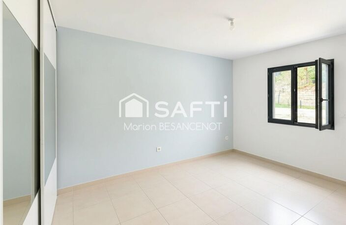 Maison T4 de plain pied - terrain piscinable de plus de 600 m² — photo 4