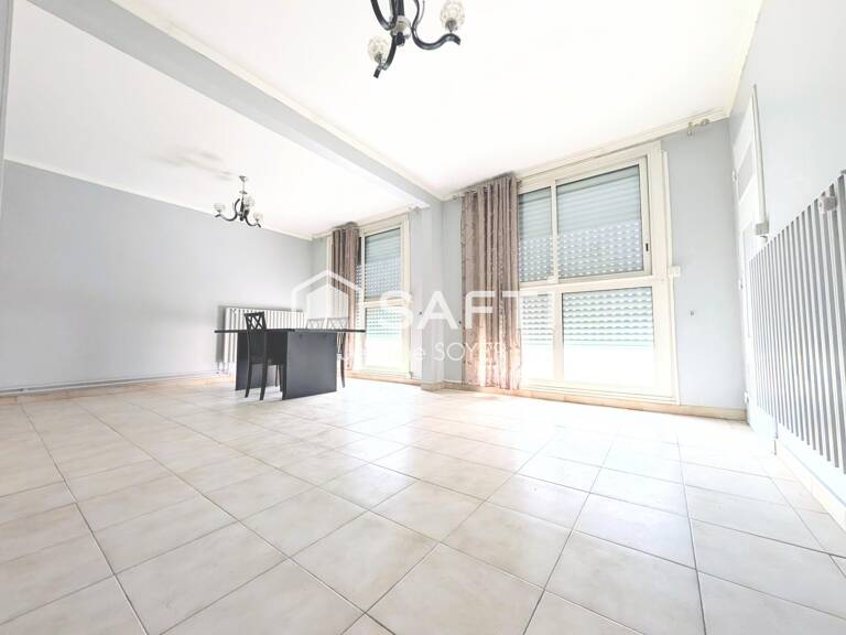 APPARTEMENT T4 AVEC BALCON, 3 CHAMBRES — photo 1