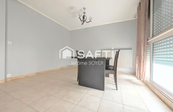 APPARTEMENT T4 AVEC BALCON, 3 CHAMBRES — photo 3