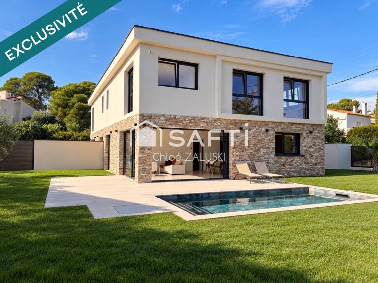 Saint-Raphaël : Villa avec suite de plain pied, 4 chambres, piscine et garage ! — photo 1