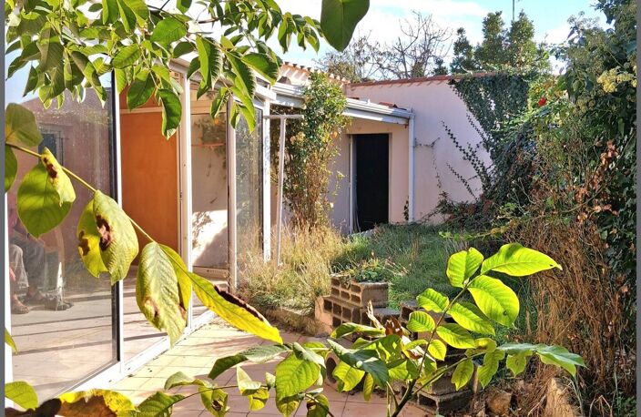 Beau potentiel pour cette maison centre les Sables — photo 2