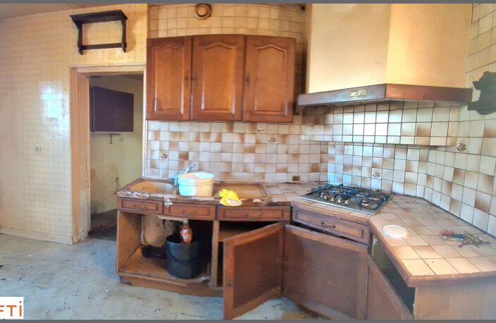 Beau potentiel pour cette maison centre les Sables — photo 3