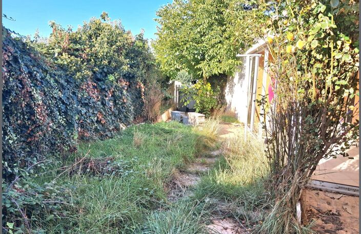 Beau potentiel pour cette maison centre les Sables — photo 4