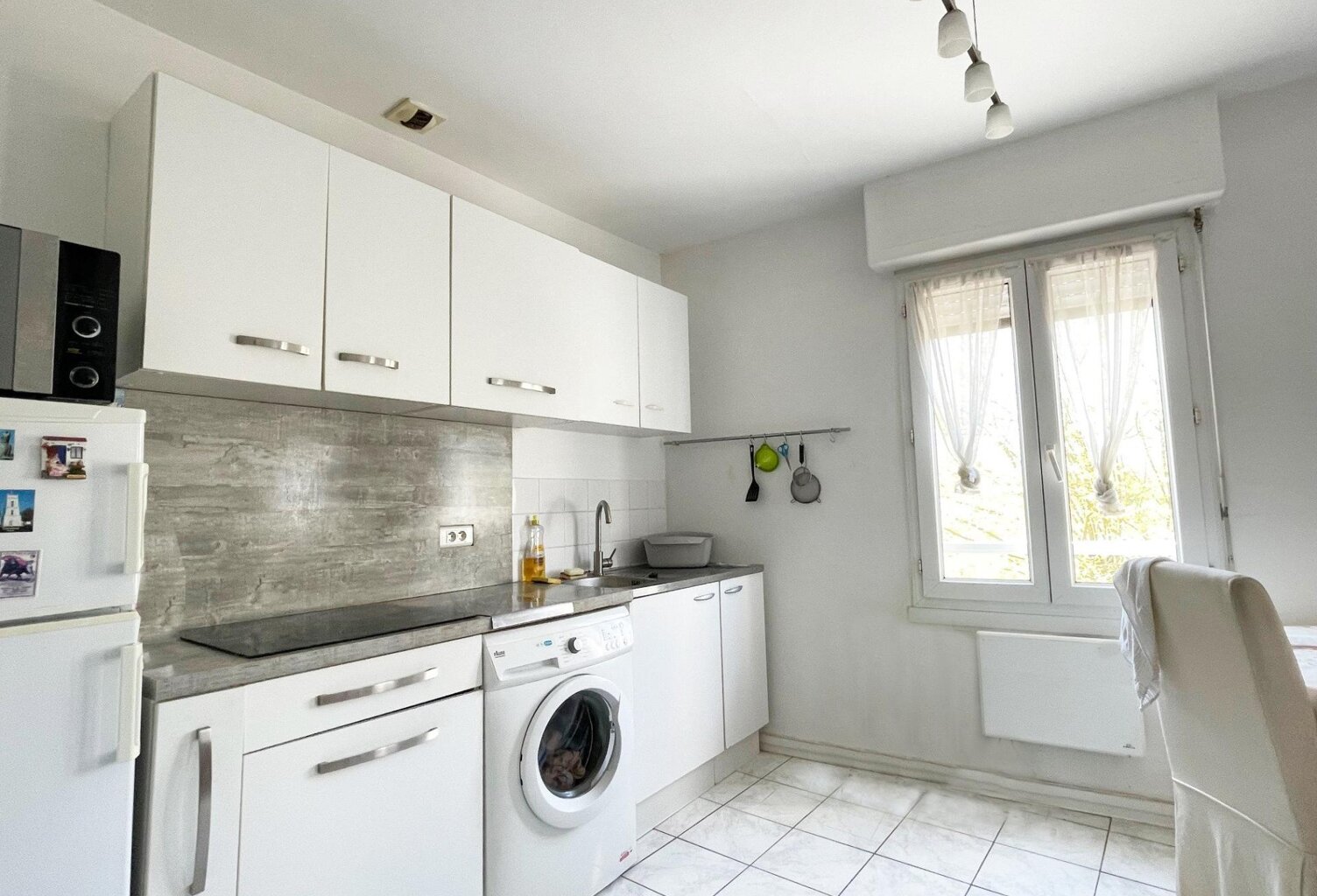À  8 minutes du centre de Nantes  Appartement T3 avec Vue sur Loire ( 7 210 € de rapport/an) — photo 1