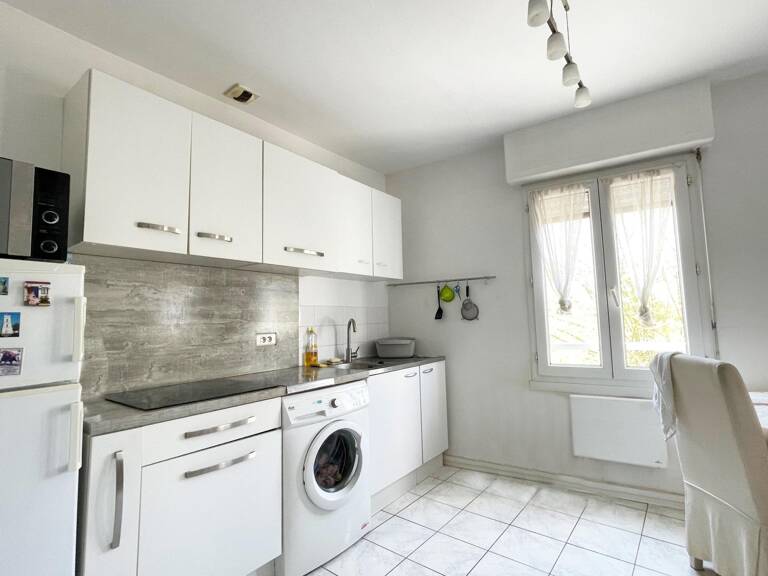 À  8 minutes du centre de Nantes  Appartement T3 avec Vue sur Loire ( 7 210 € de rapport/an) — photo 1