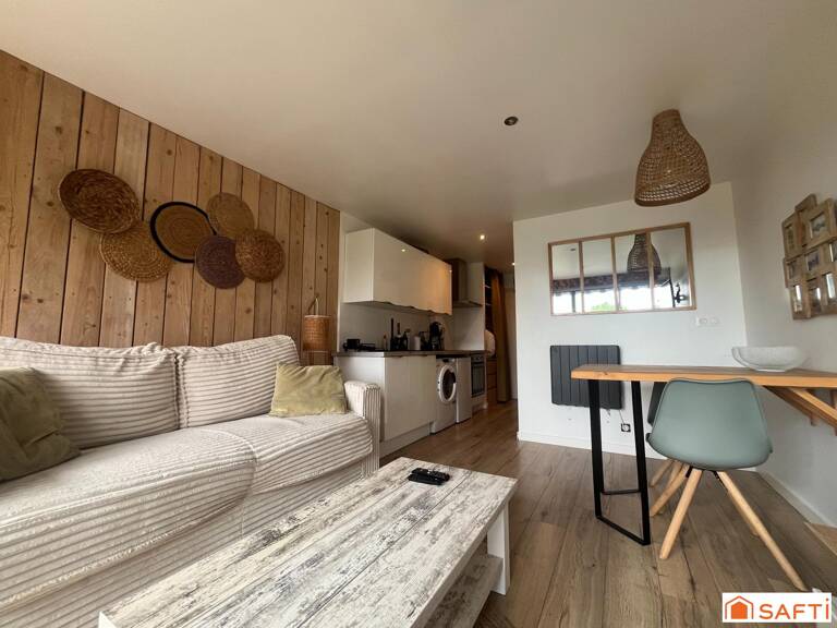 Appartement avec balcon, à 1 minutes de la mer, sans travaux à prévoir — photo 1