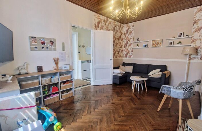 Maison de ville avec extérieur et garage — photo 3