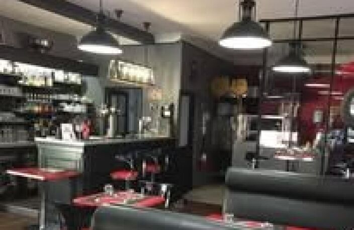 Restaurant  pizzeria, Fonds de commerce sur axe passager. — photo 2