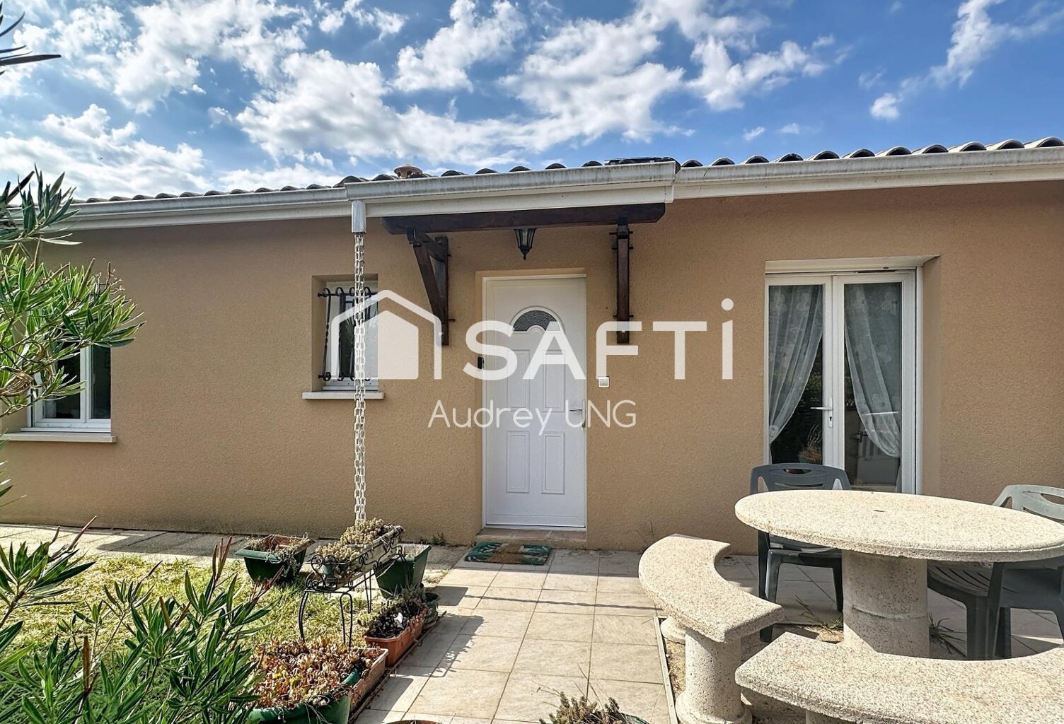 Maison de plain-pied de 87 m² avec un jardin de 700m²  Un cadre de vie agréable à découvrir — photo 1