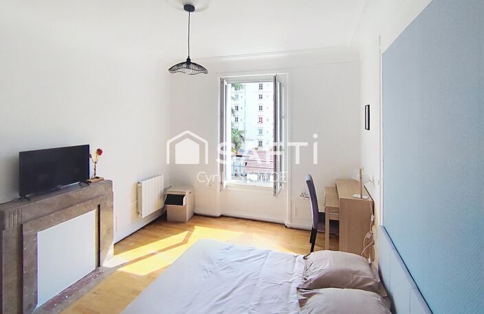 Investissement  98 m², 4 chambres, vendu meublé — photo 2